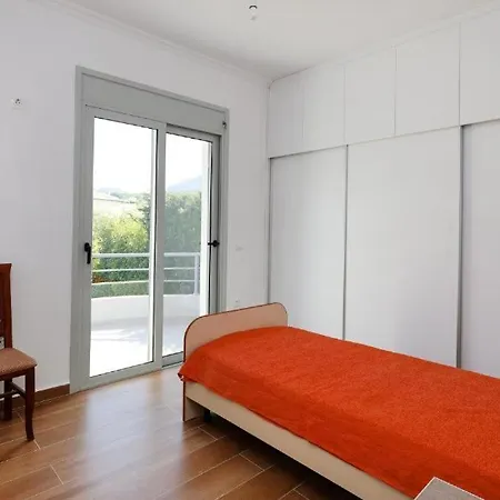 Sara Apartment *